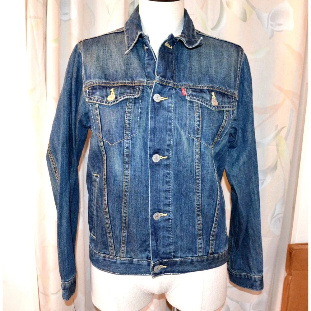 Levi's Blue Denim Trucker Jacket Girls‎ Size L (12-13 years)